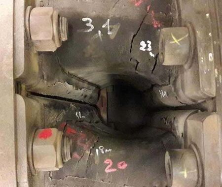 Marking and documenting coupling cracks